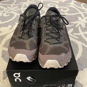 On Cloudventure Trail Runners